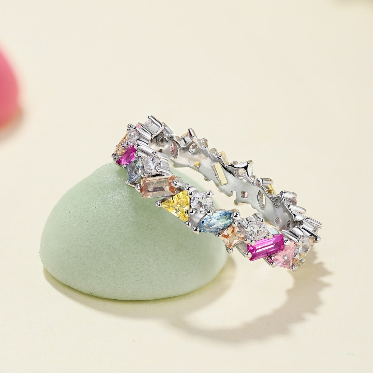 [XXX]Dazzling Polychromatic Multi cut Daily Ring