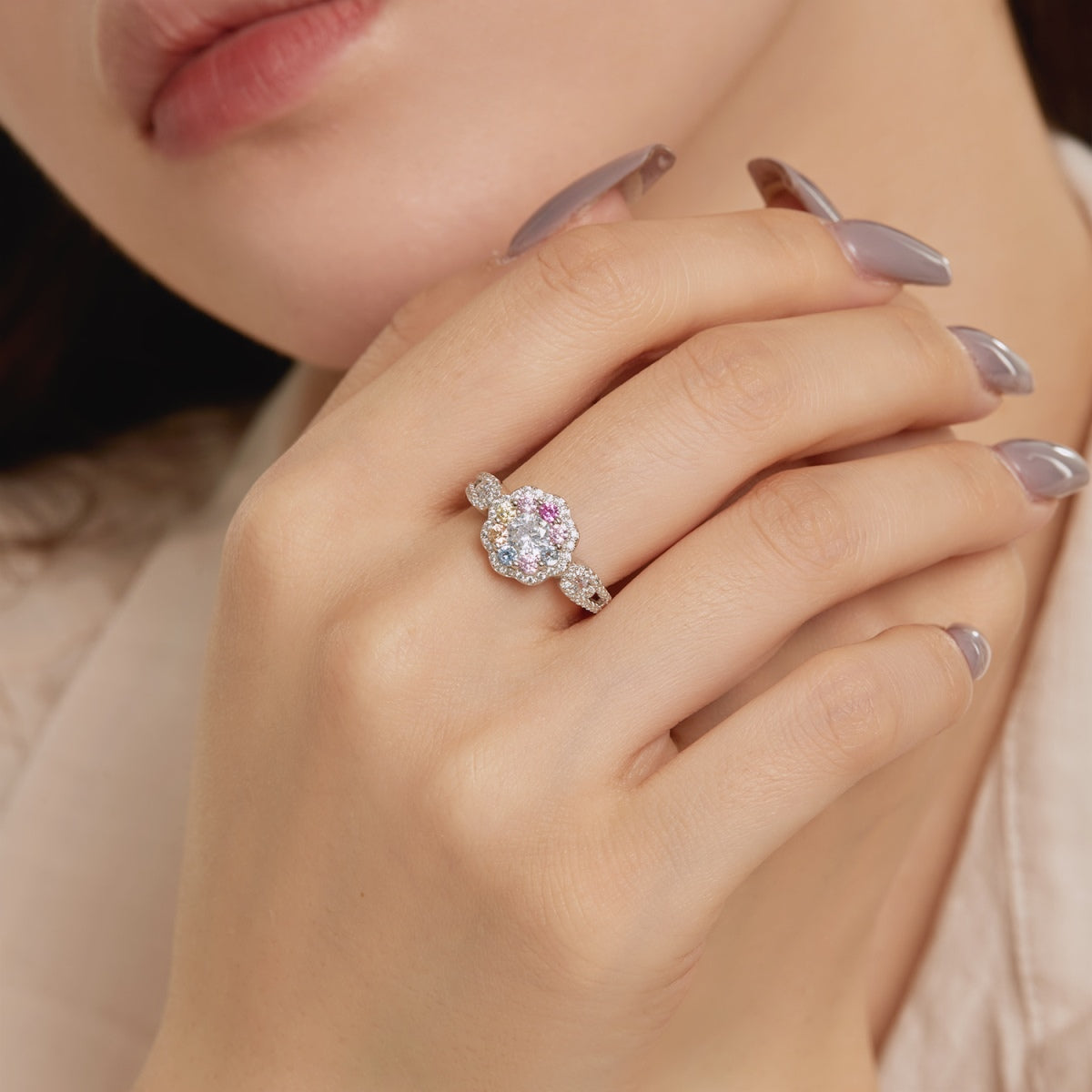 [XXX]Delicate Colorful Round Cut Flower Shape Wedding Ring