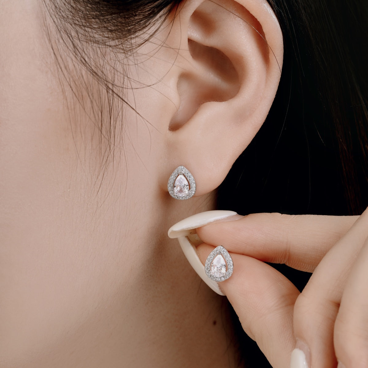 [XXX]Luxurious Water Drop Shape Earrings