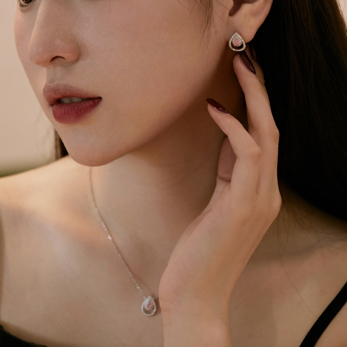 [XXX]Sparkling Delicate Water Drop Shape Daily Earrings