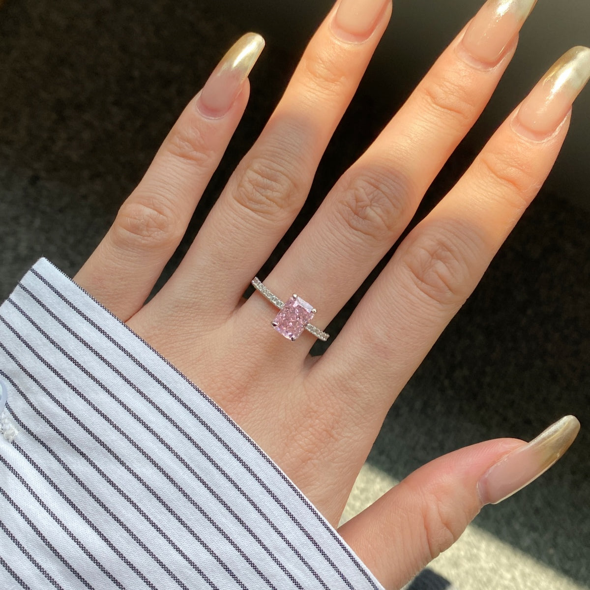 [XXX]2.0 Carat Dazzling Sparkling Radiant Cut Party Ring