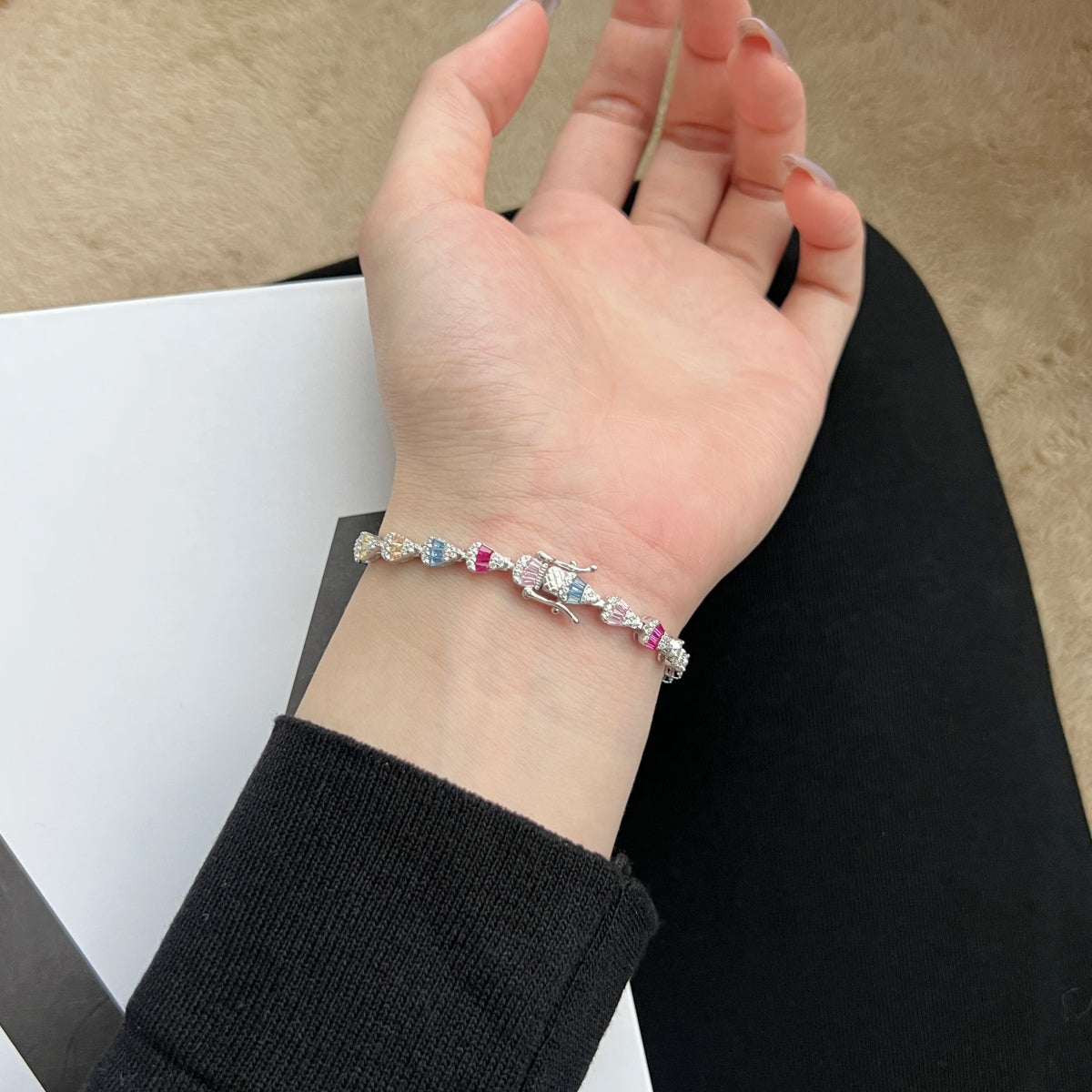 [XXX]Radiant Water Drop Shape Daily Bracelet