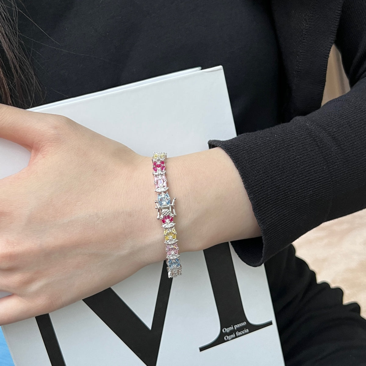 [XXX]Delicate Colorful Multi Cut Party Bracelet