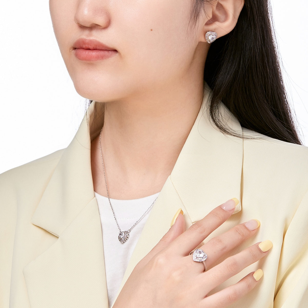 [XXX]Delicate Ebullient Heart Shape Wedding Ring