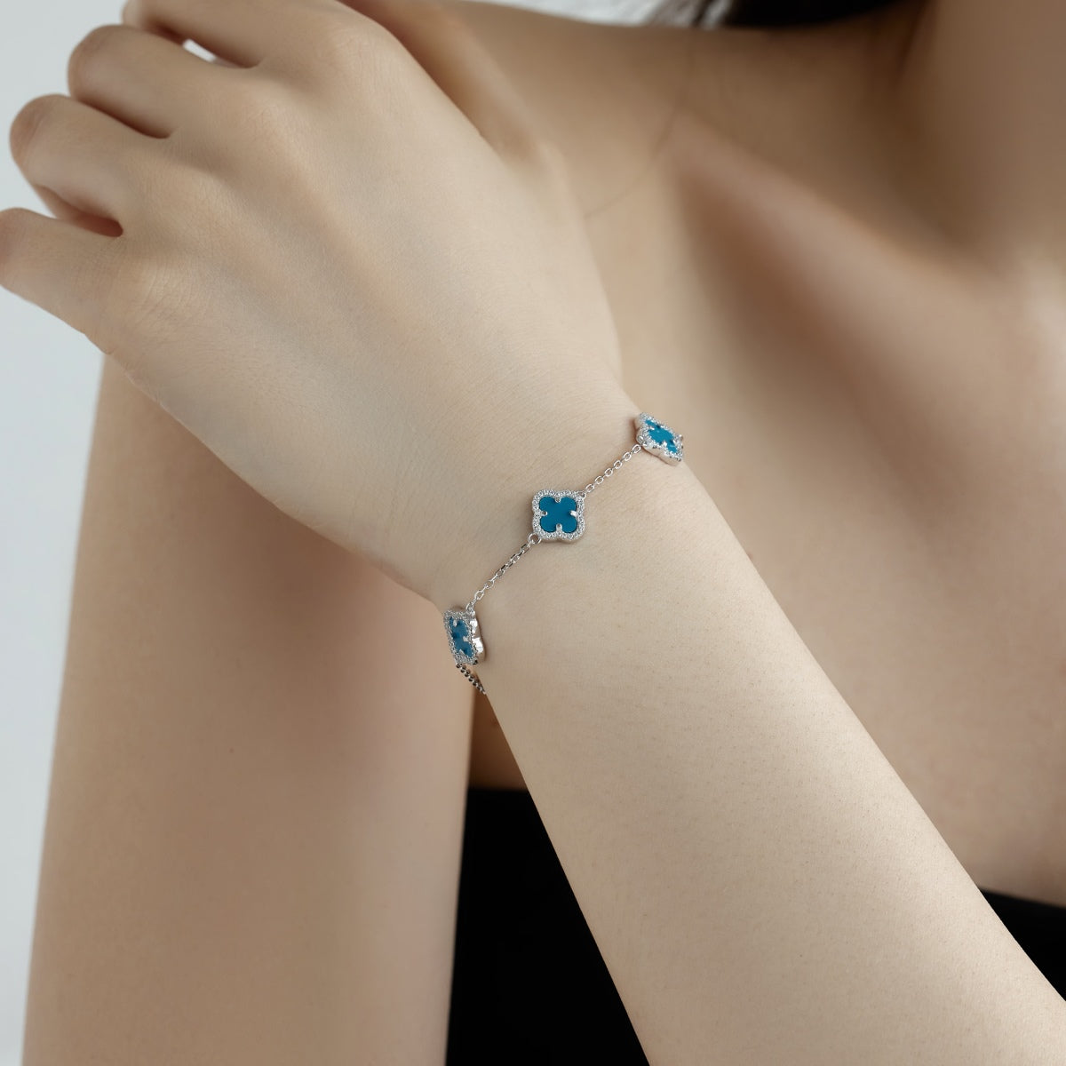 [XXX]Four-Leaf Clover Exquisite Bracelet