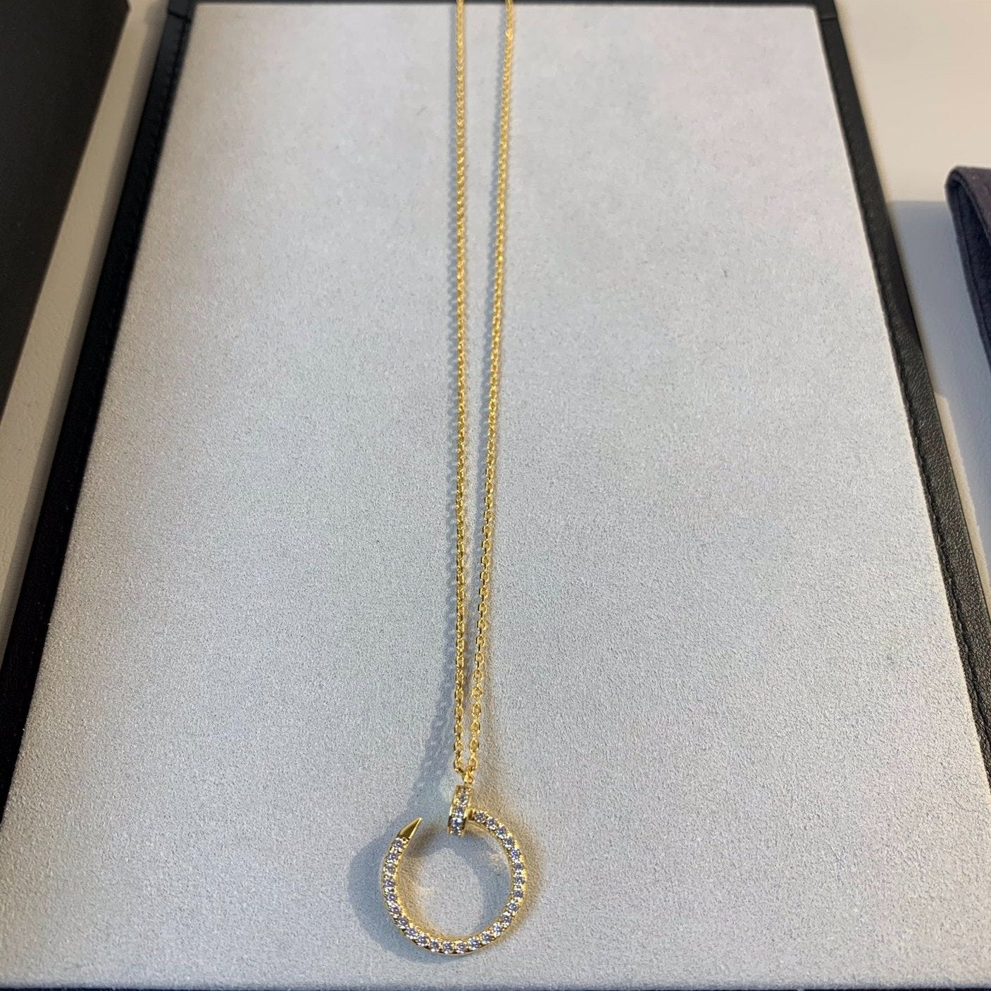 JUSTE NECKLACE GOLD DIAMONDS