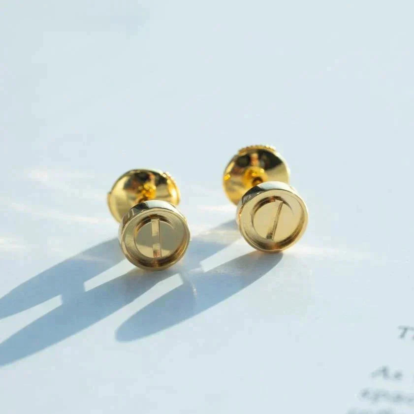 LOVE EARRINGS GOLD 10MM