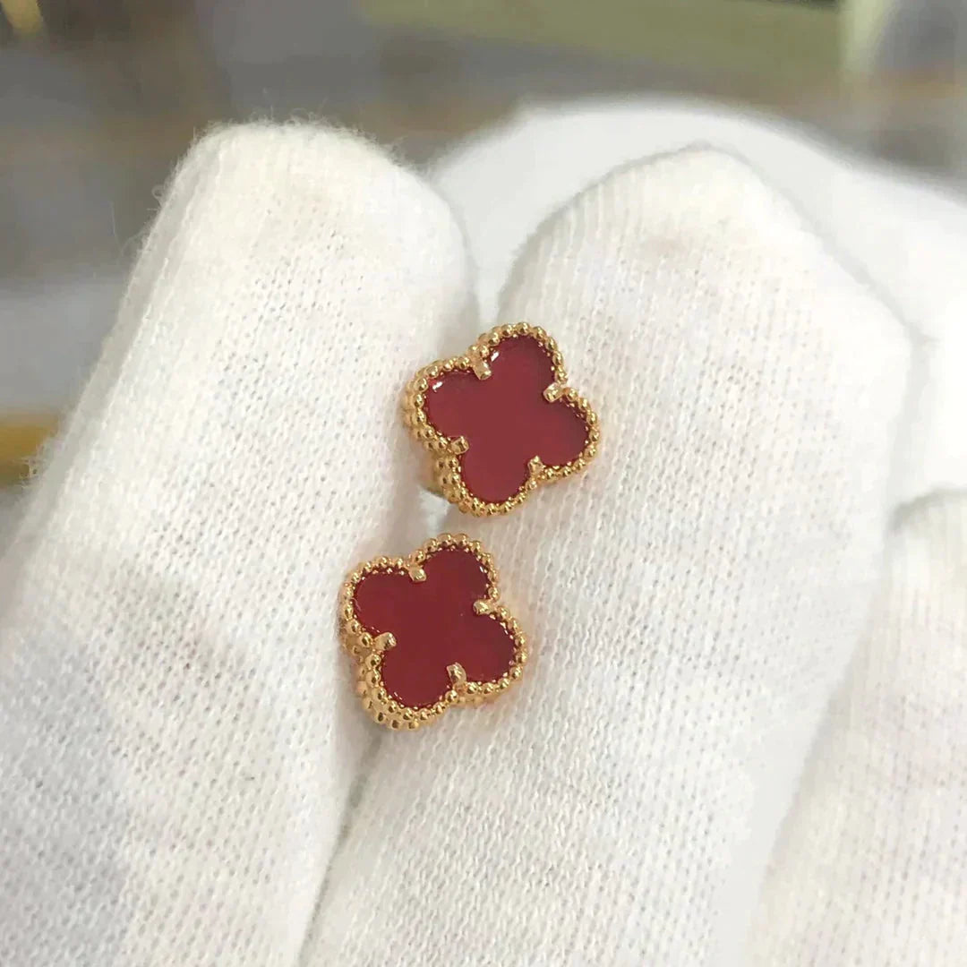 CLOVER MINI 9.5MM CARNELIAN EARRINGS