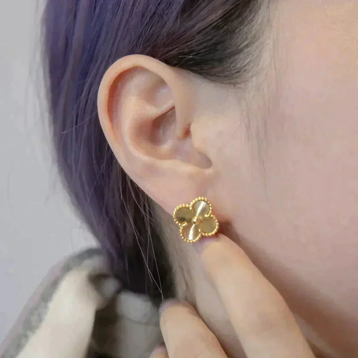 CLOVER MEDIUM 1 MOTIFS LASER EARRINGS