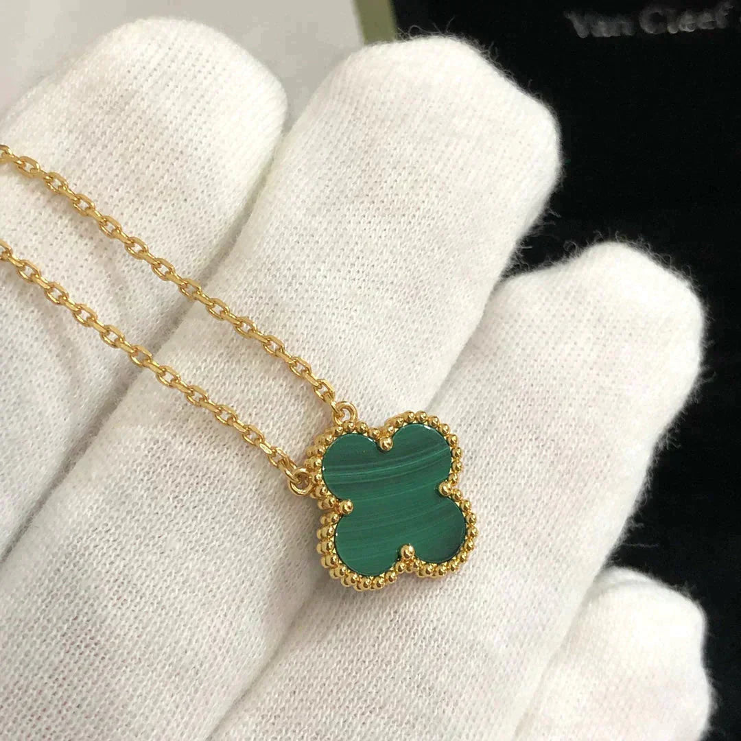 CLOVER 15MM MALACHITE SINGLE FLOWER  NECKLACE