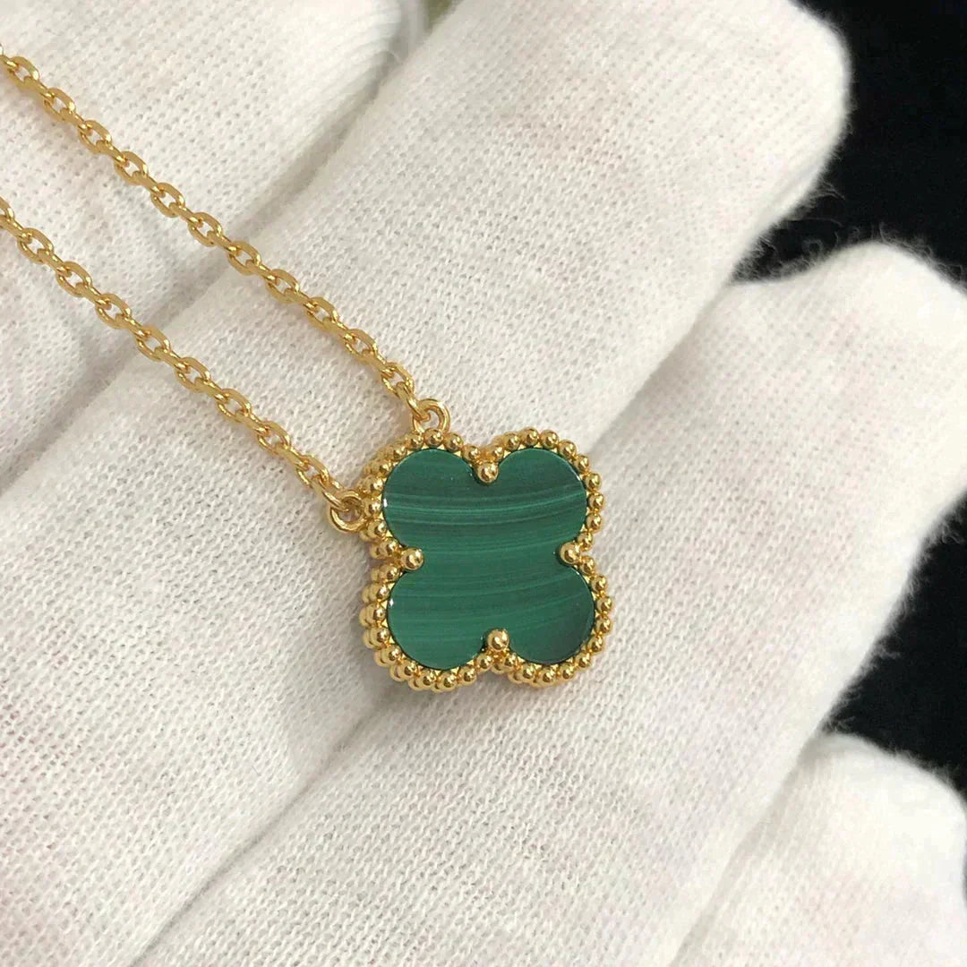 CLOVER 15MM MALACHITE SINGLE FLOWER  NECKLACE