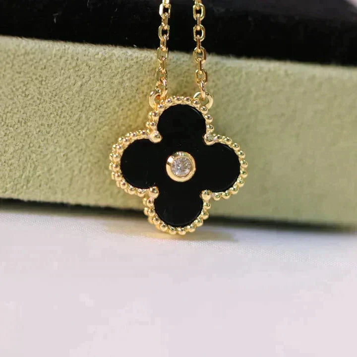 CLOVER 15MM DIAMOND ONYX NECKLACE