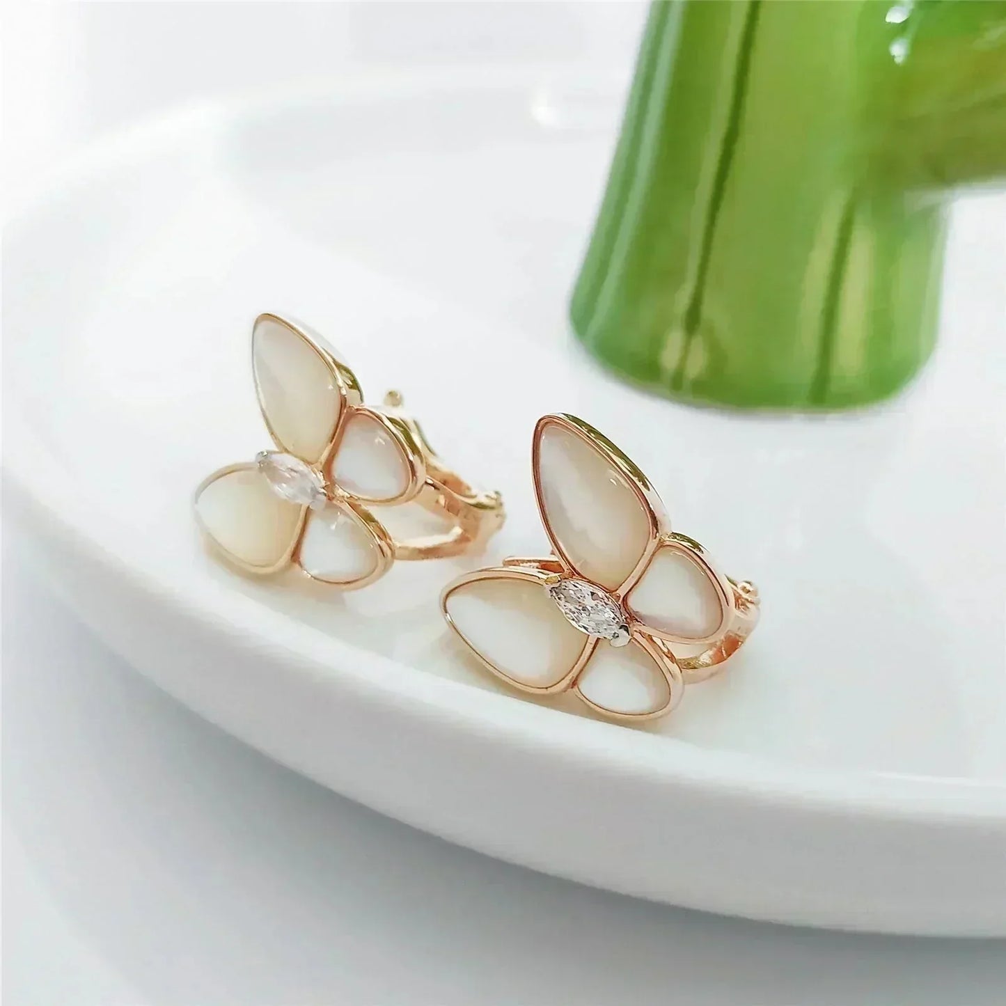 BUTTERFLY MOP DIAMOND EARRINGS