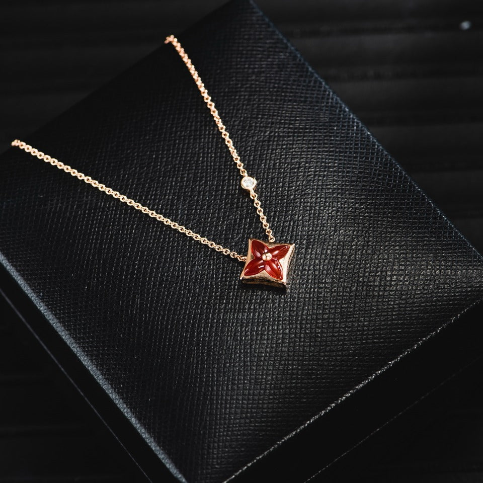 STAR NECKLACE PINK GOLD 1 DIAMOND