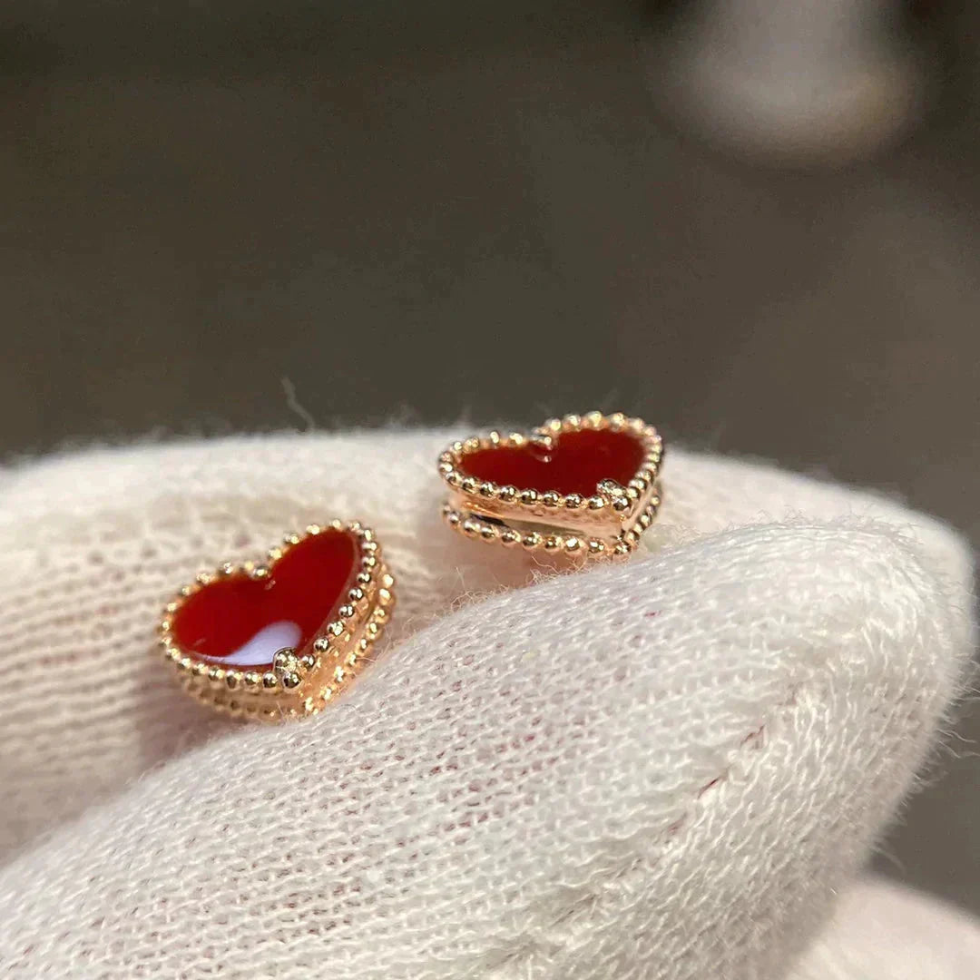 HEART CARNELIAN STUD EARRINGS