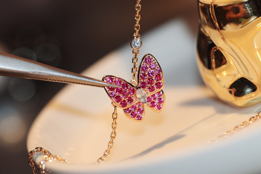 BUTTERFLY RED DIAMOND ROSE GOLD NECKLACE