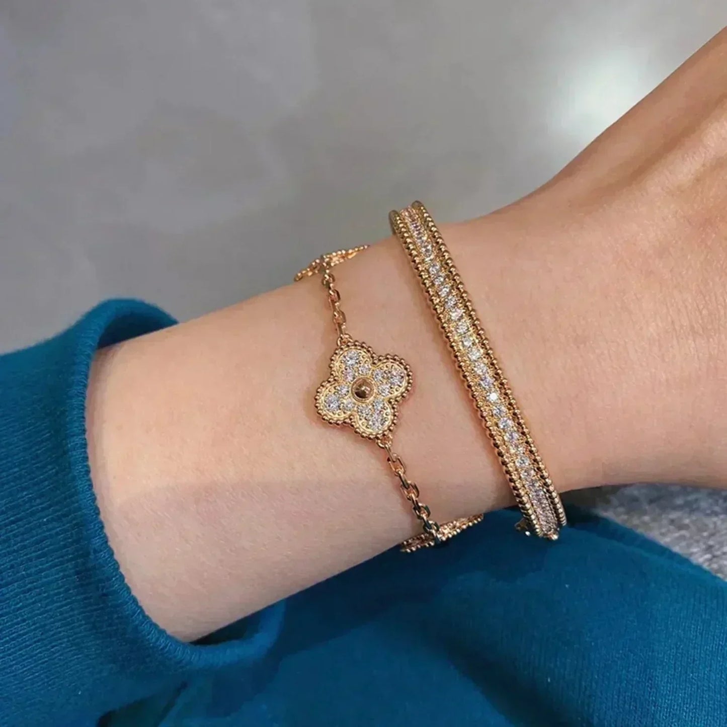 CLOVER 5 MOTIFS  FULL DIAMOND BRACELET