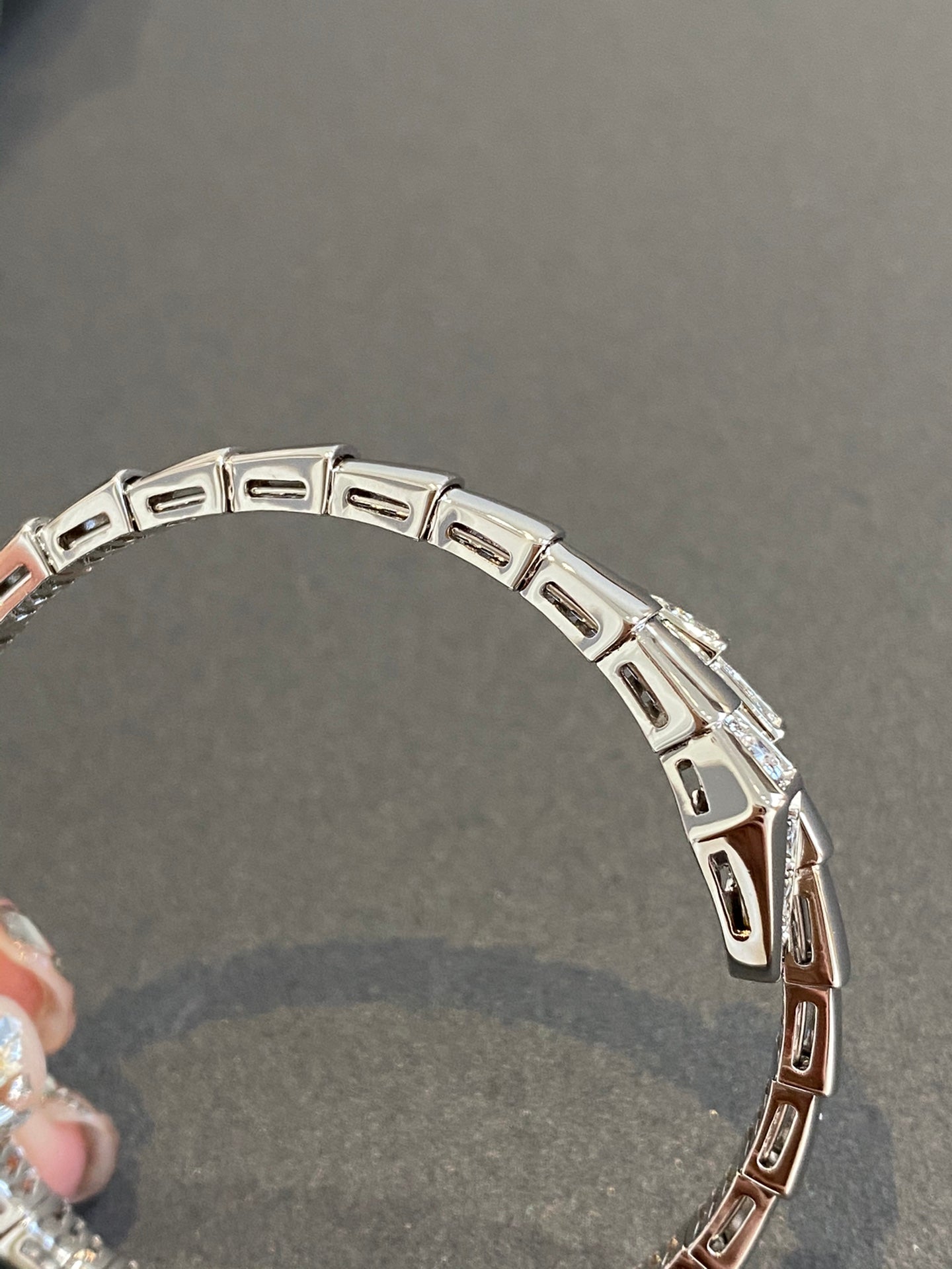 SERPENTI BRACELET DIAMONDS SILVER