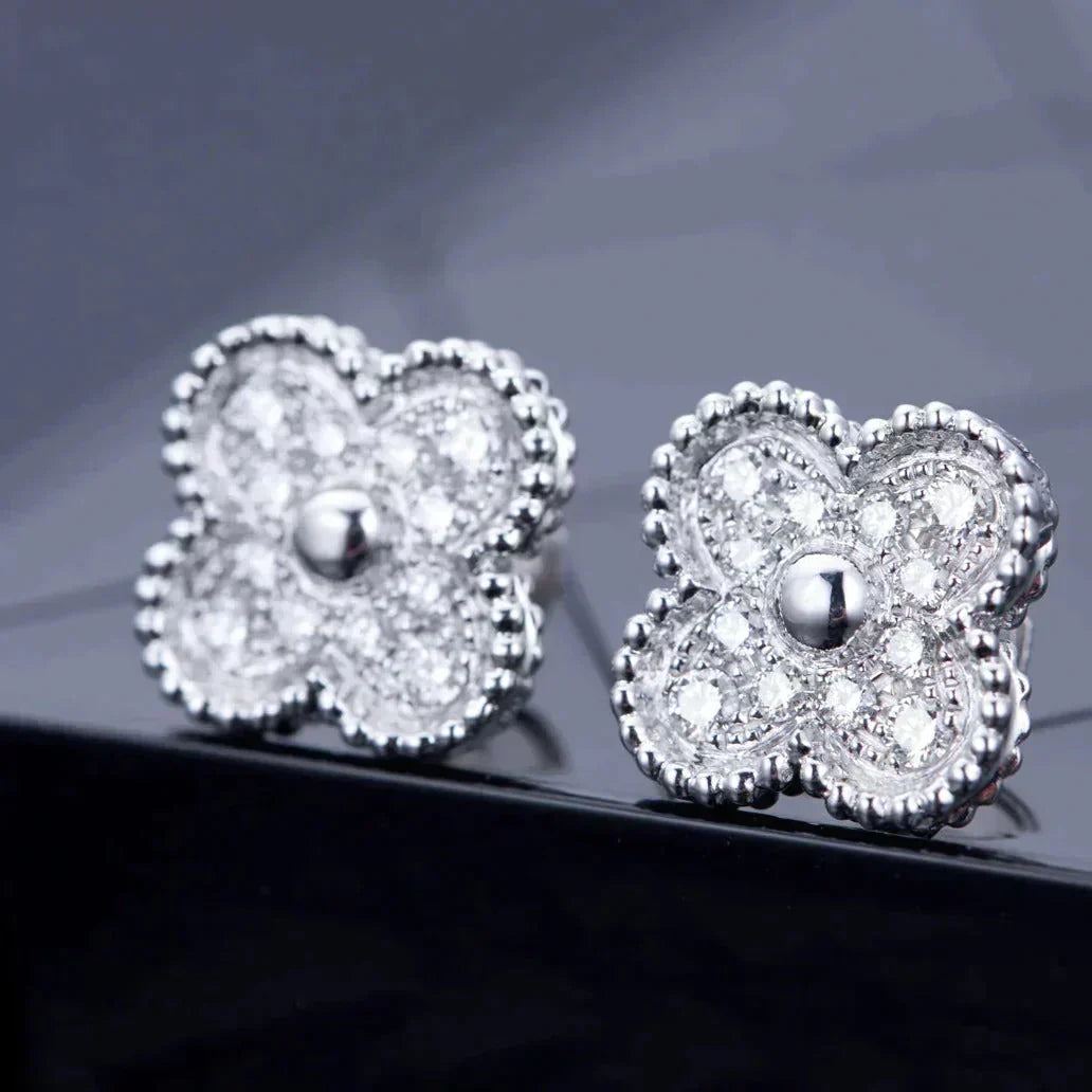 CLOVER 1 MOTIFS DIAMOND STUD EARRINGS SILVER