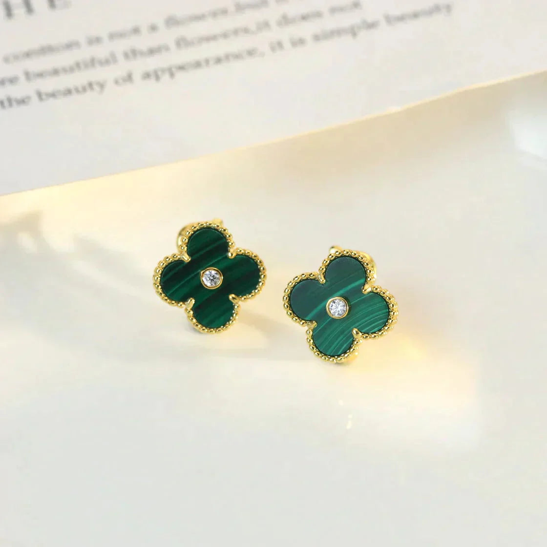 CLOVER MEDIUM 1 MOTIFS MALACHITE DIAMOND EARRINGS