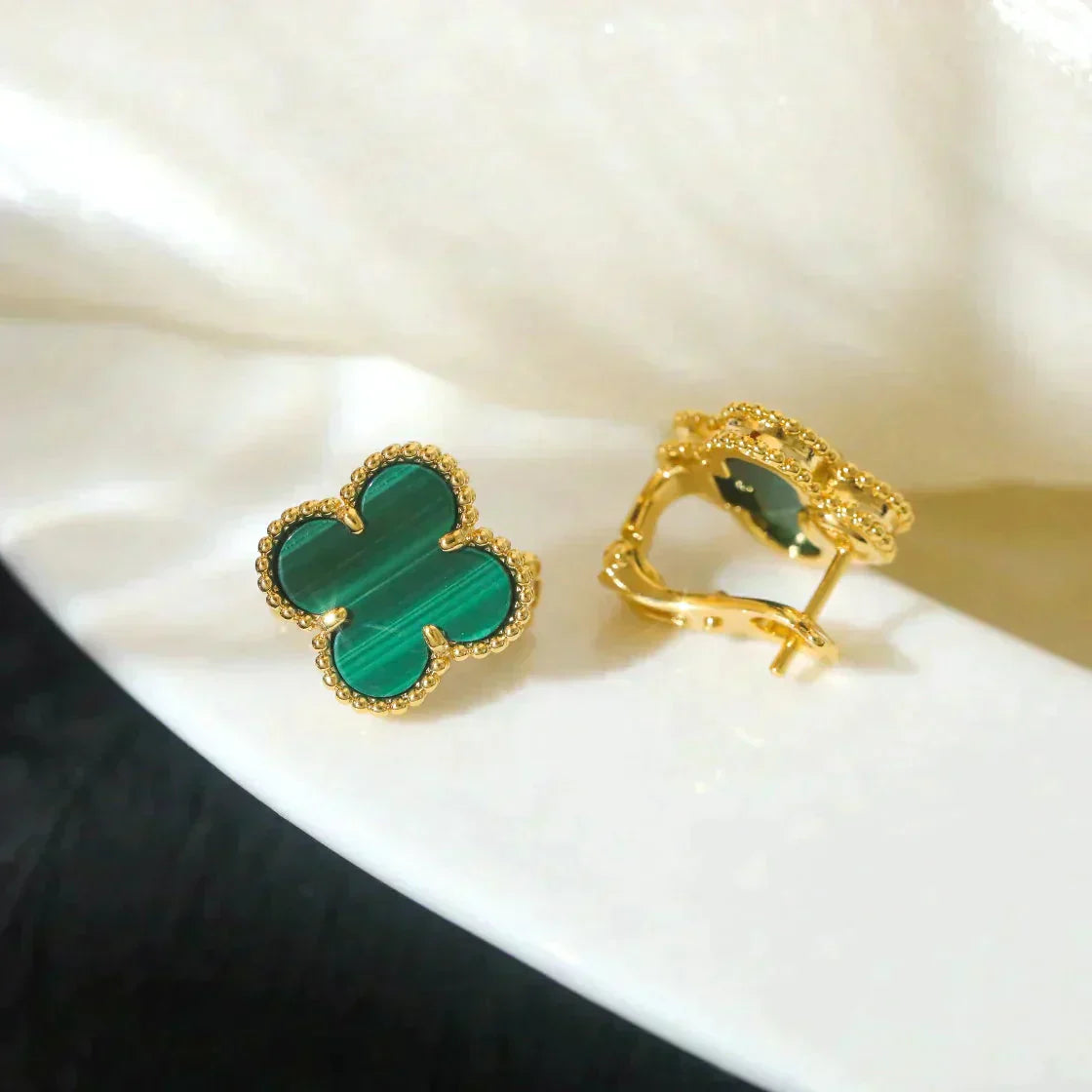 CLOVER MEDIUM 1 MOTIFS MALACHITE  EARRINGS