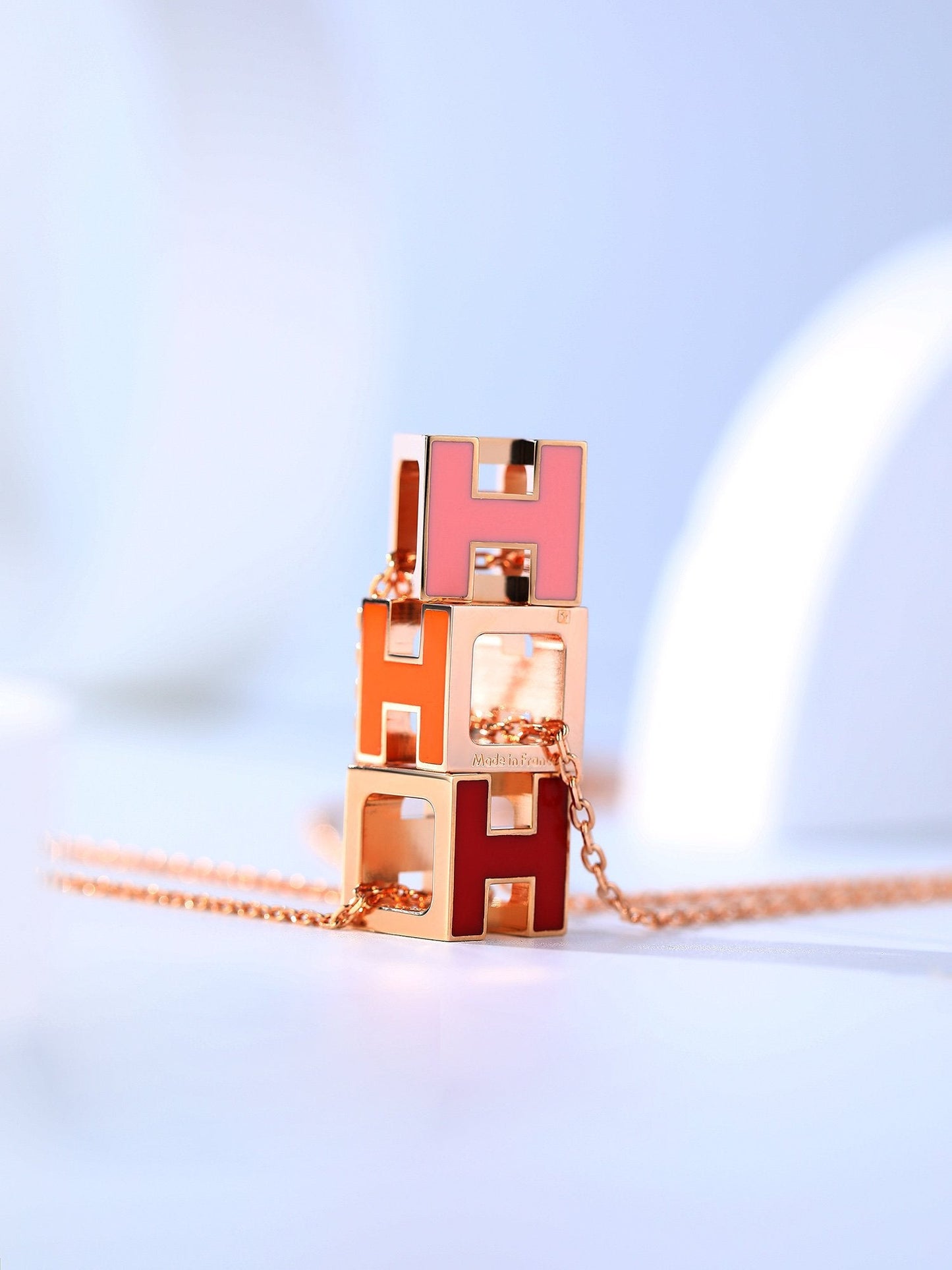 H CAGE PINK GOLD NECKLACE