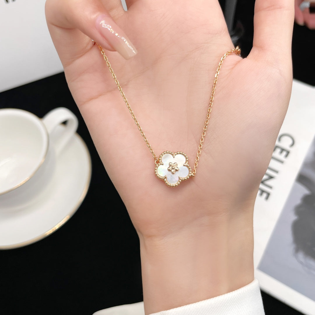 LUCKY SPRING ROSE GOLD MOP BRACELET