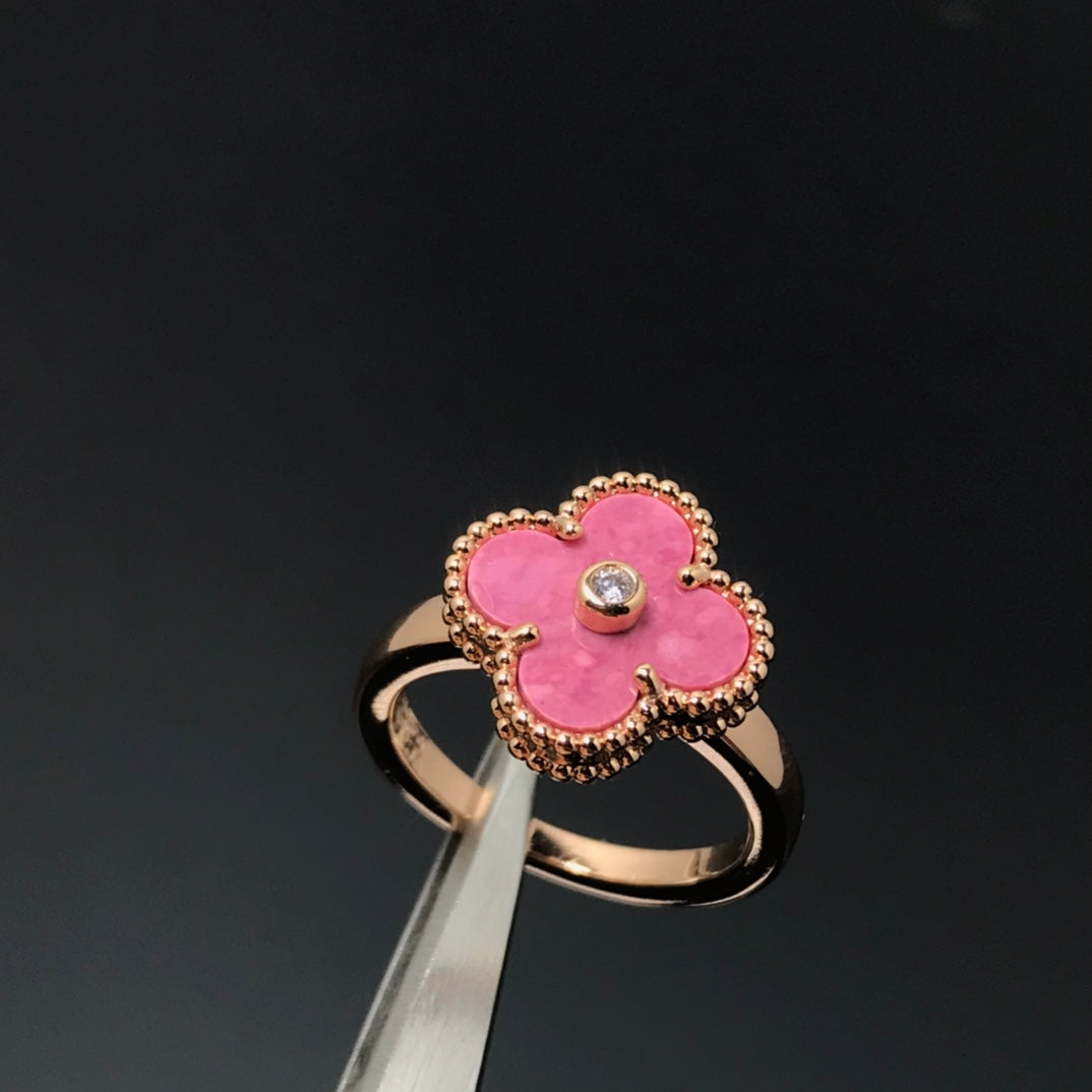 CLOVER RHODONITE ROSE GOLD RING