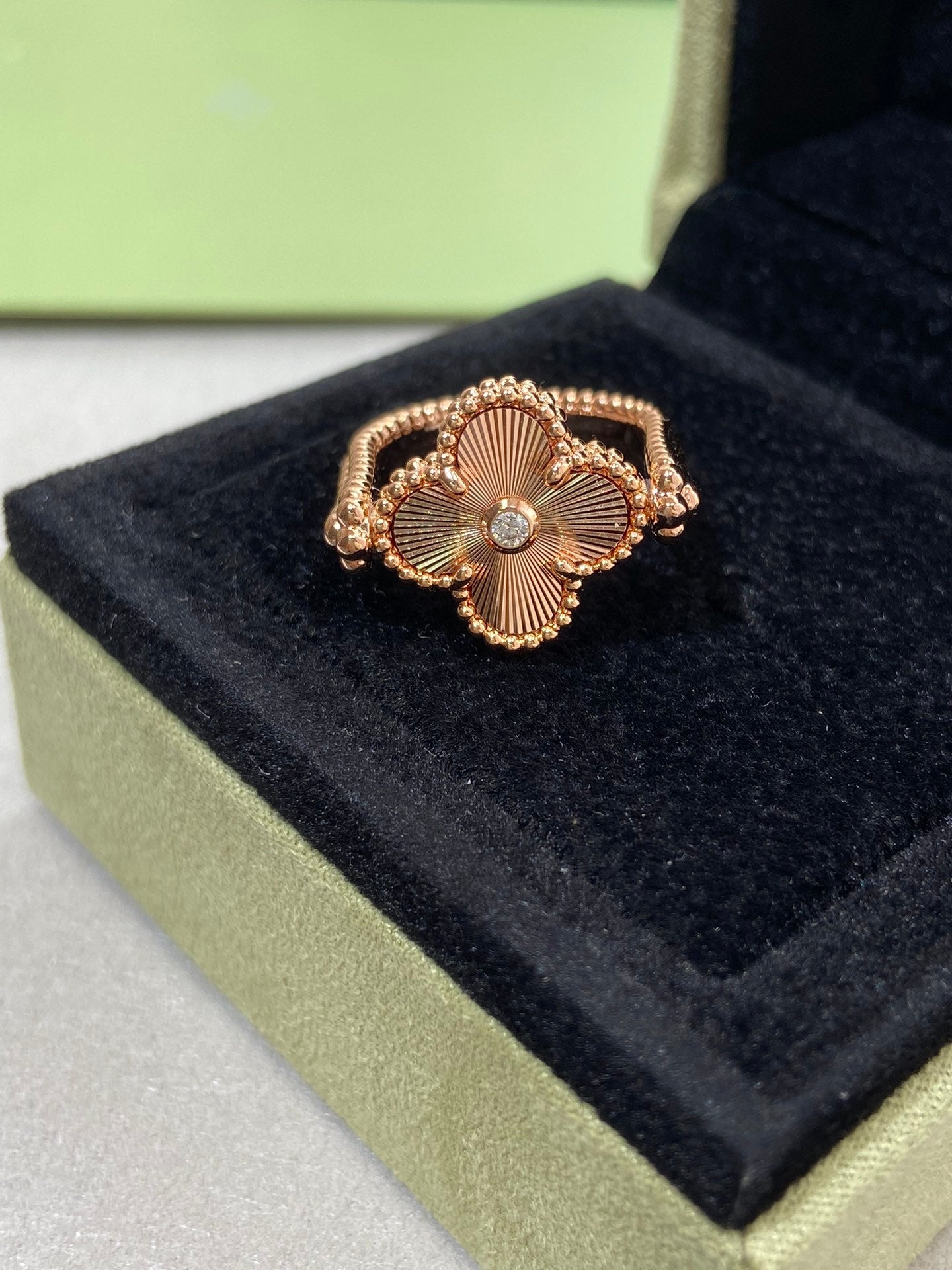 CLOVER RIVERSIBLE ROSE GOLD RING