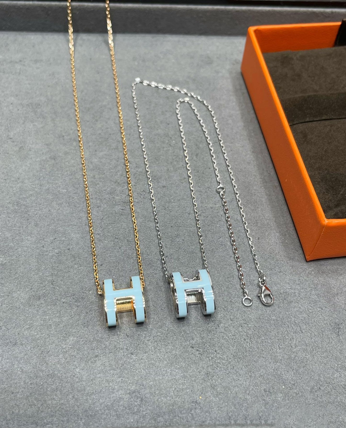 POP H SKY BLUE NECKLACE