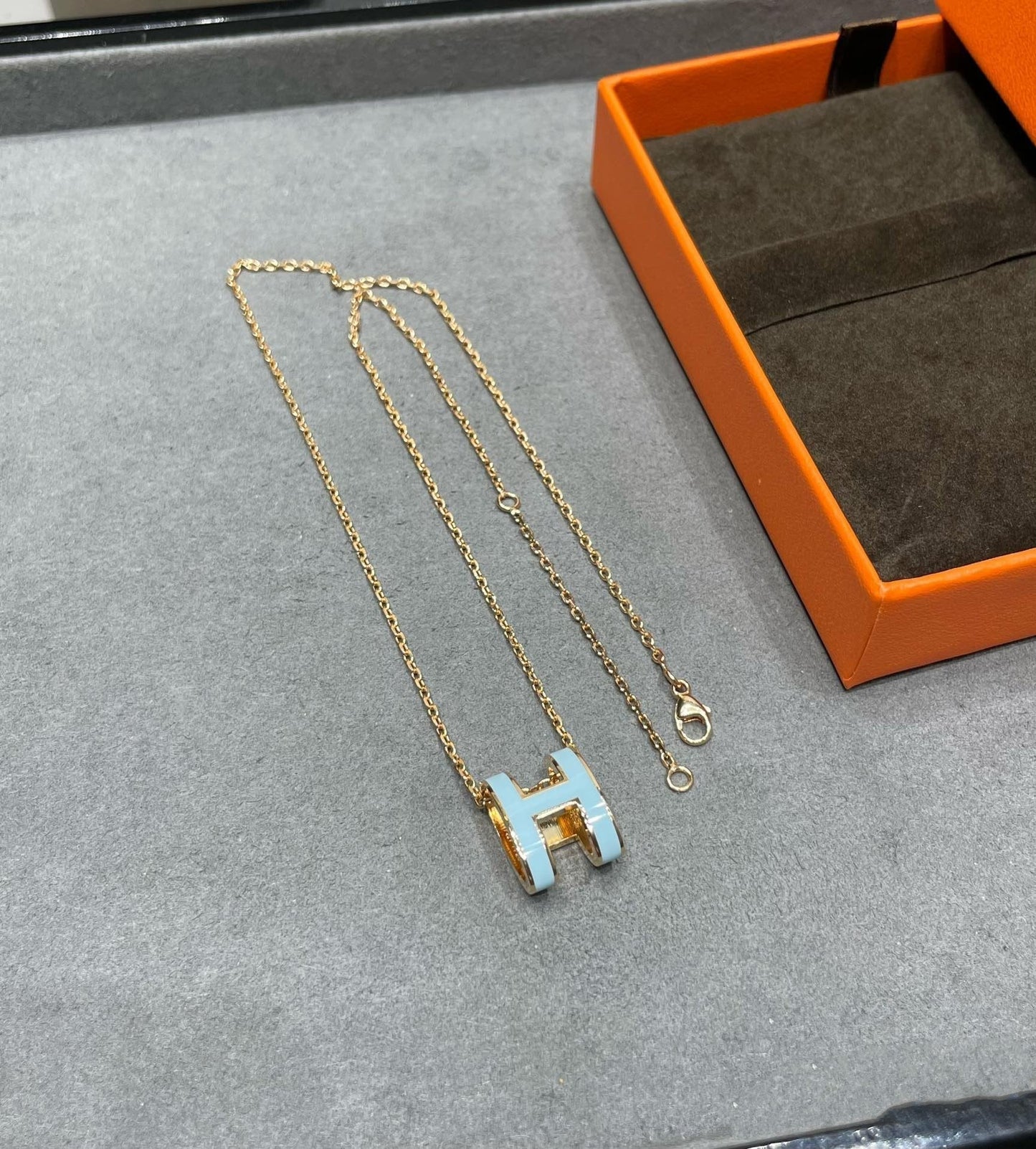 POP H SKY BLUE NECKLACE