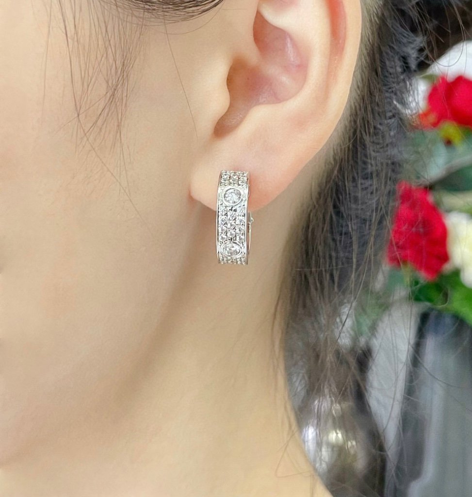 LOVE 5.5MM DIAMOND PAVED EARRINGS