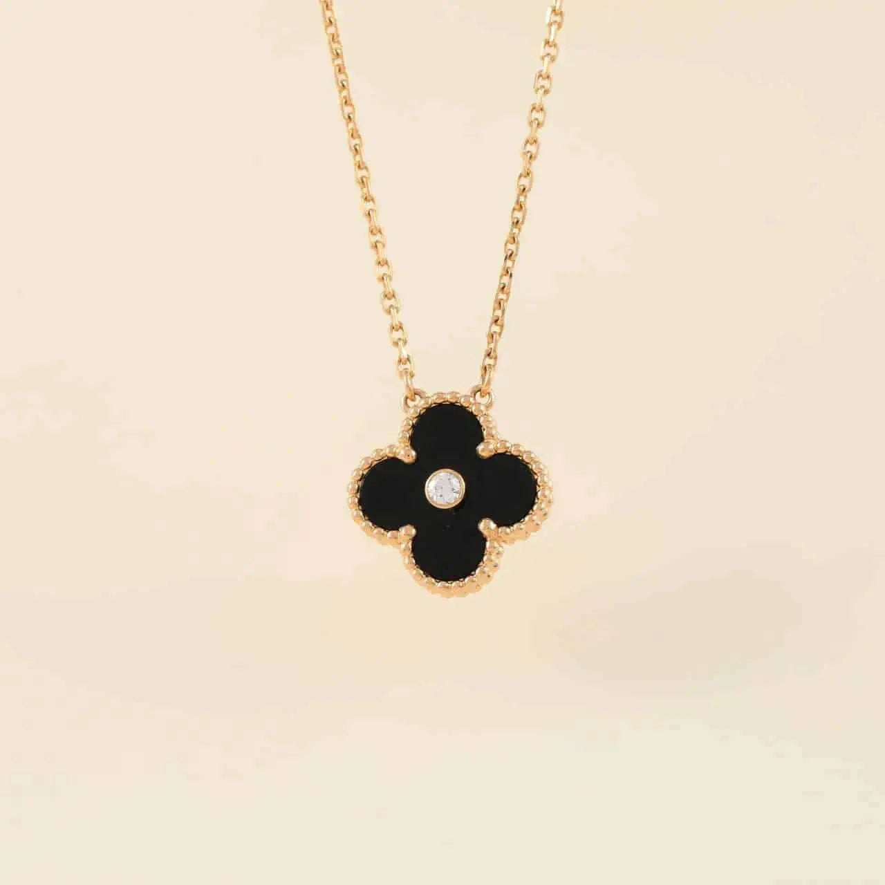 CLOVER 15MM DIAMOND ONYX NECKLACE