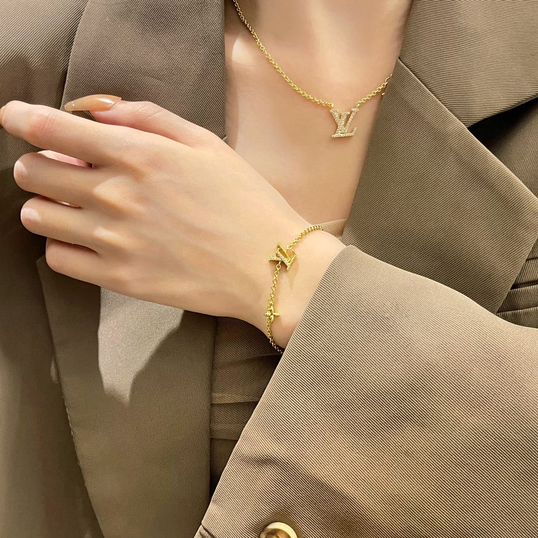 LOGO STAR MOTIF GOLD BRACELET