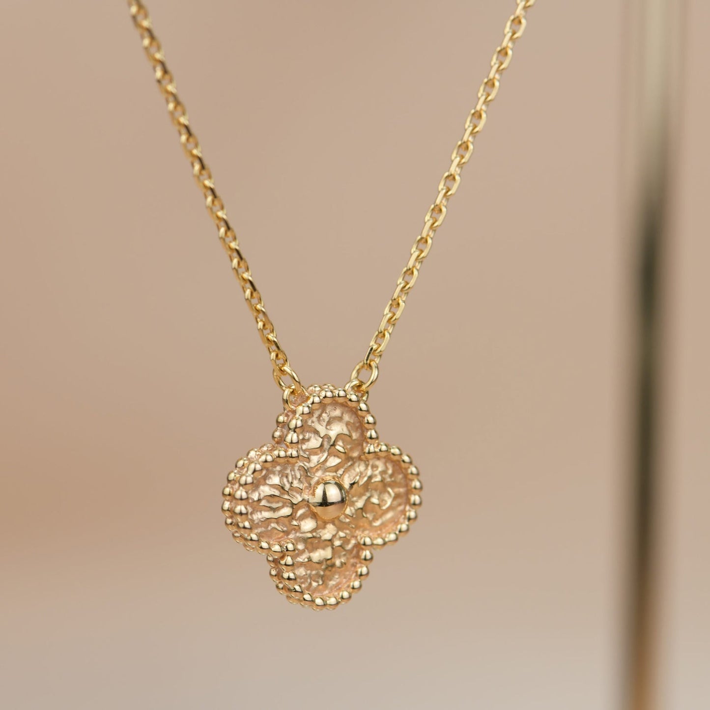 CLOVER 15MM  BRONZING NECKLACE