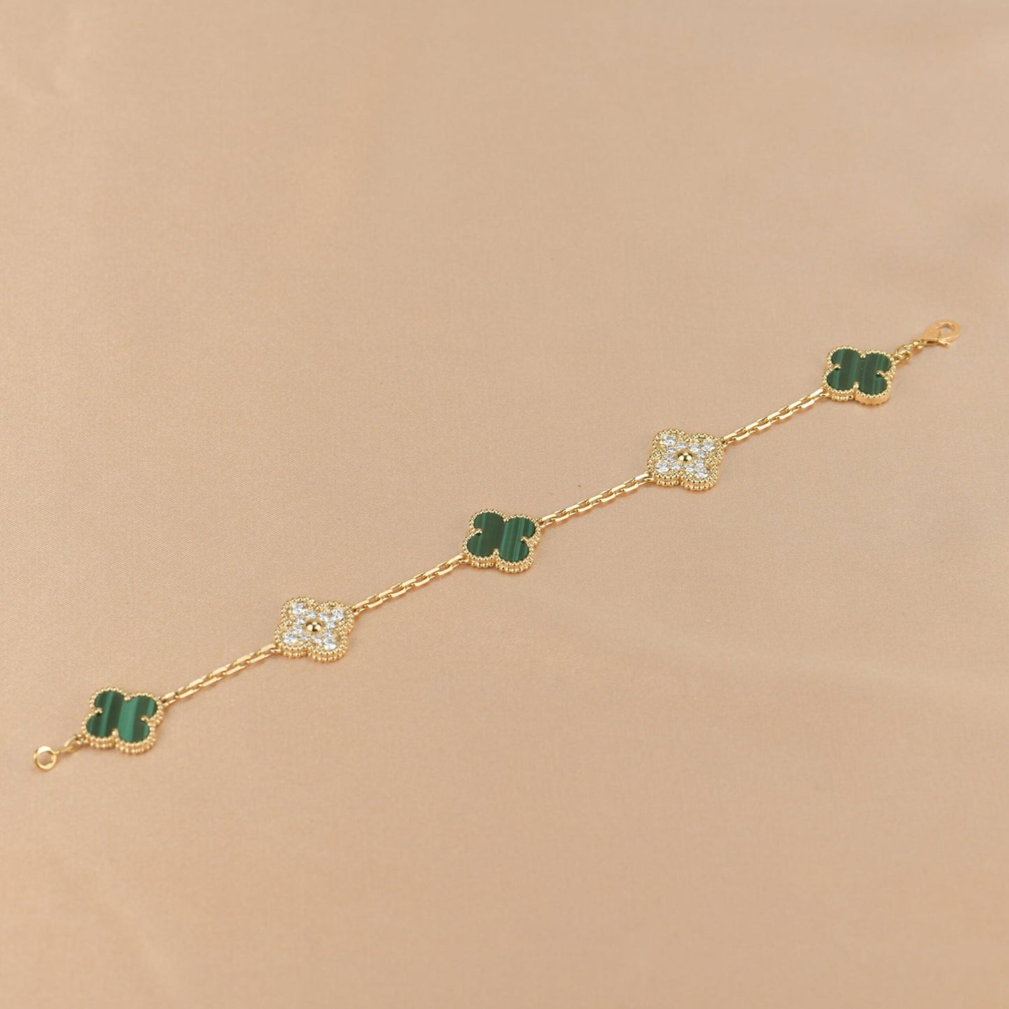 CLOVER  5 MOTIF MALACHITE DIAMOND BRACELET