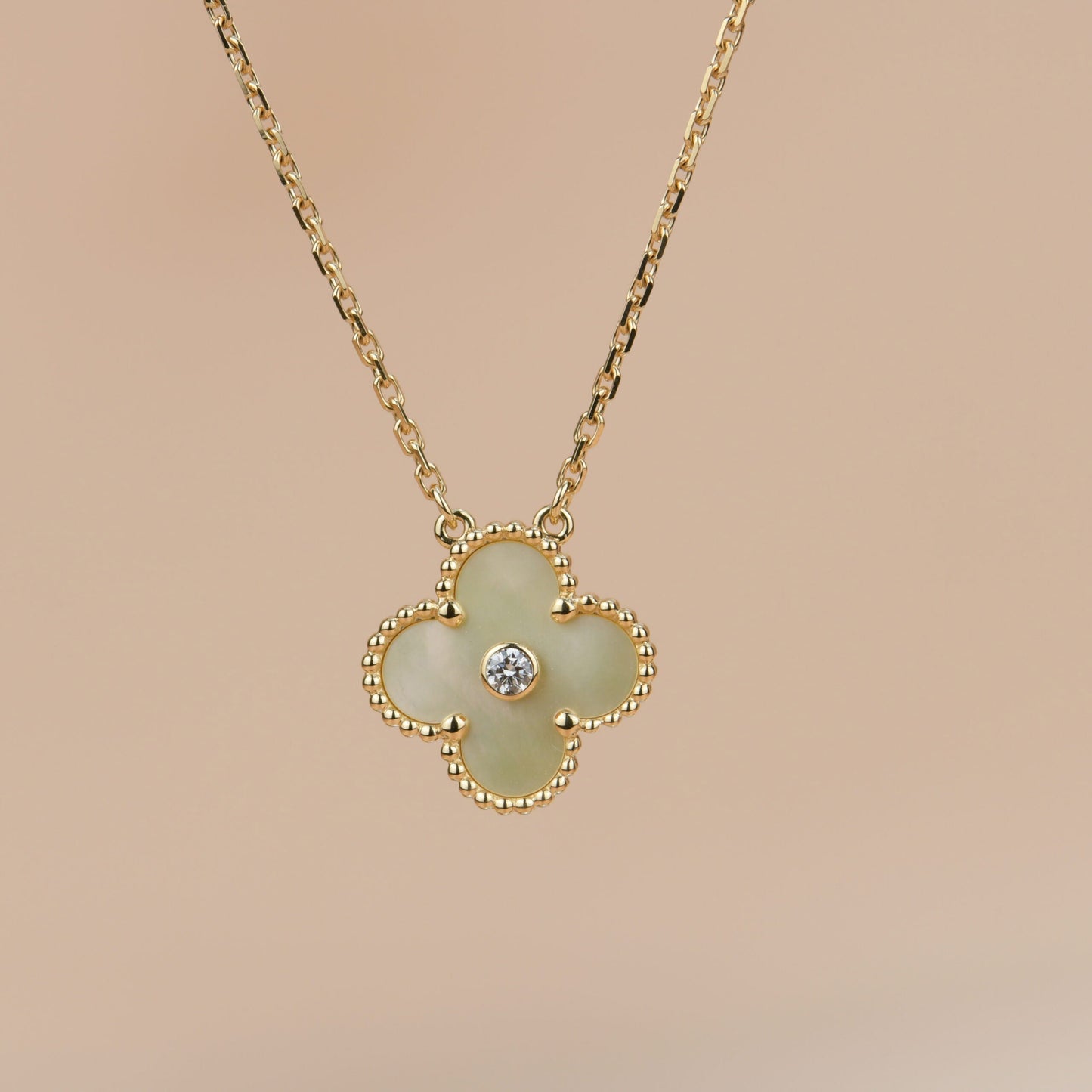 CLOVER 15MM DIAMOND GOLD MOTHER OF PEARL NECKLACE