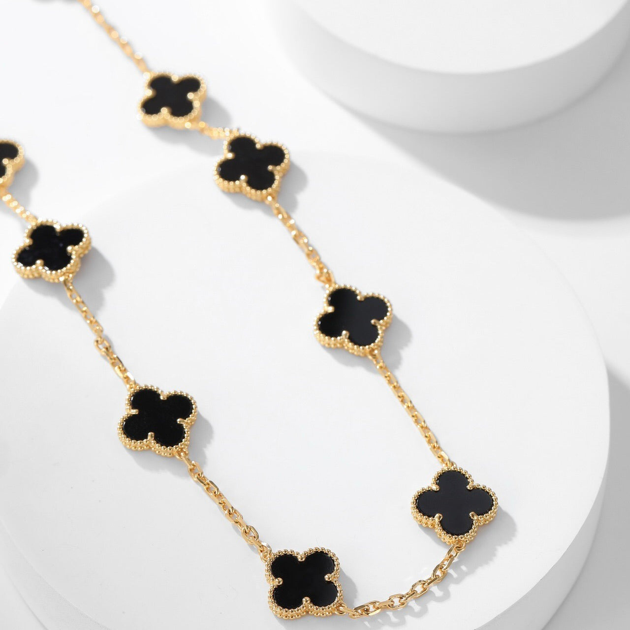 CLOVER 10 MOTIFS ONYX NECKLACE