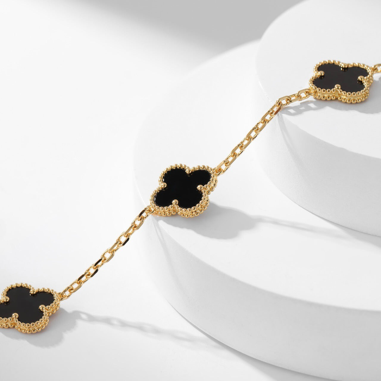 CLOVER 10 MOTIFS ONYX NECKLACE