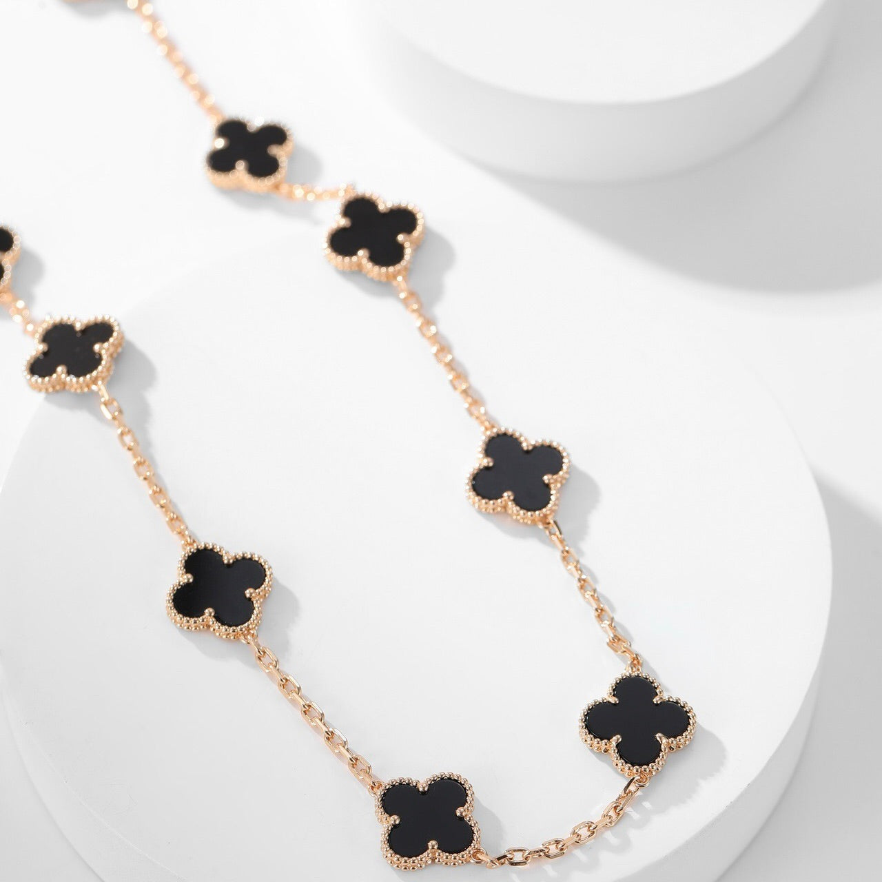 CLOVER 10 MOTIFS ONYX NECKLACE