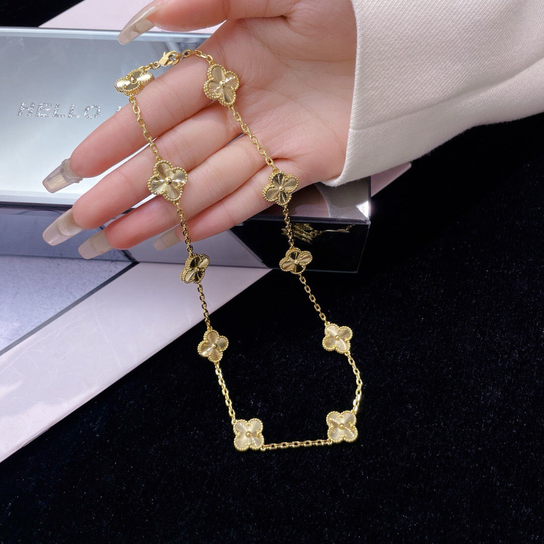 CLOVER 10 MOTIFS LASER NECKLACE