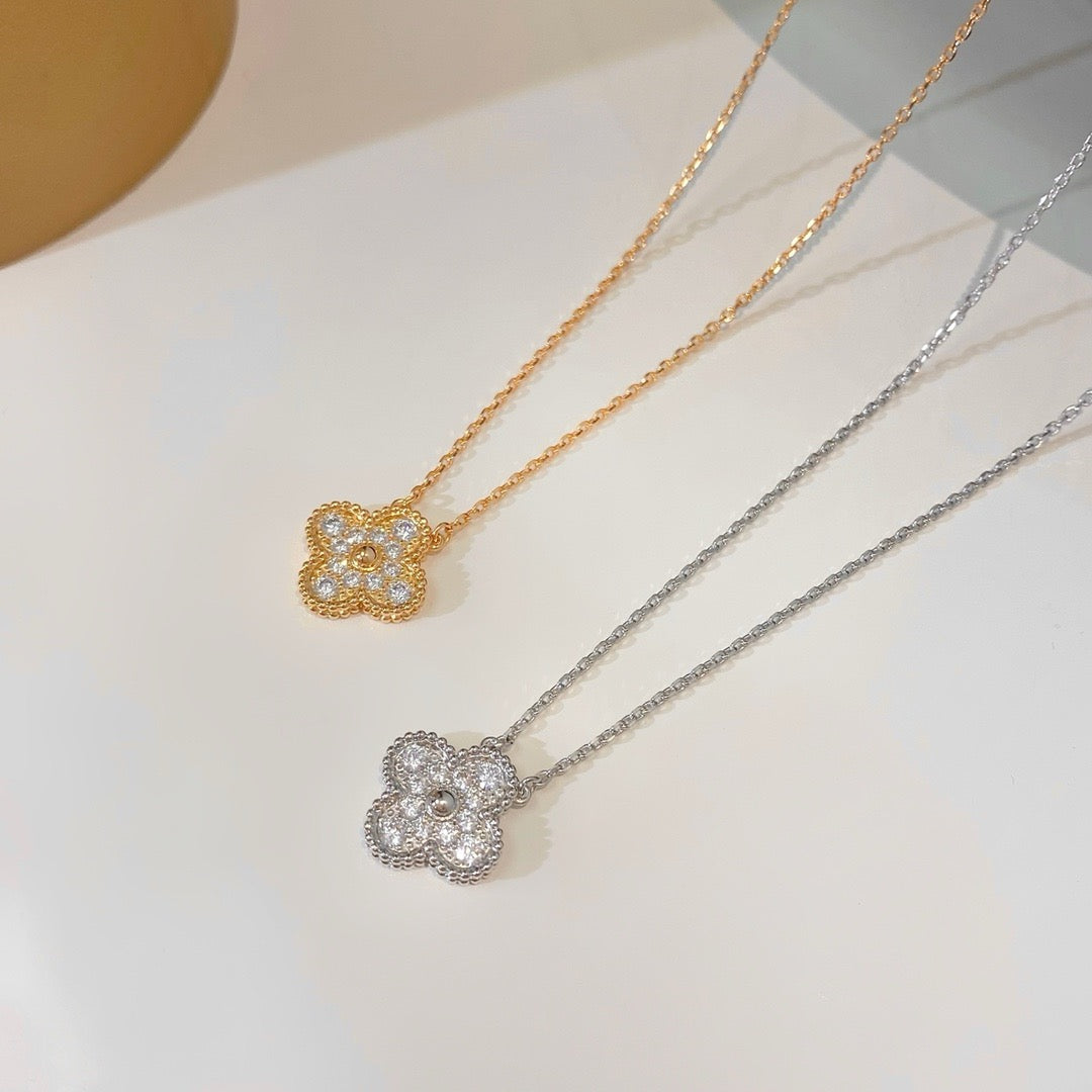 CLOVER 15MM DIAMOND SINGLE FLOWER NECKLACE