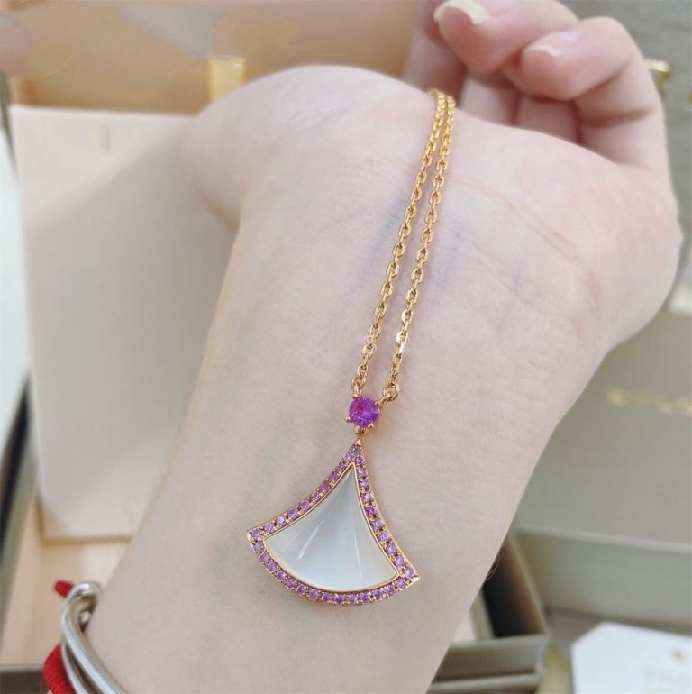 DREAM NECKLACE MOP DIAMOND PINK