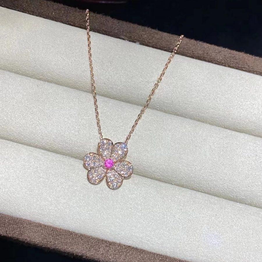 FRIVOLE ROSE GOLD FLOWER DIAMOND NECKLACE